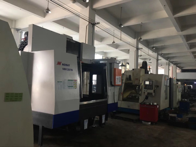 上海永龍閥門生產(chǎn)廠區(qū)