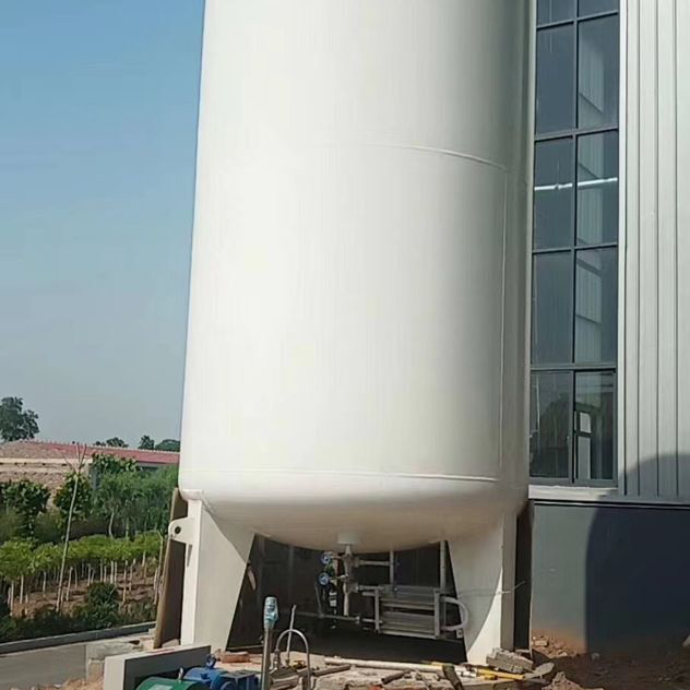 低溫長軸截止閥球罐應用現(xiàn)場