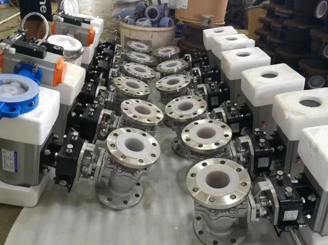 襯氟氣動(dòng)球閥圖片