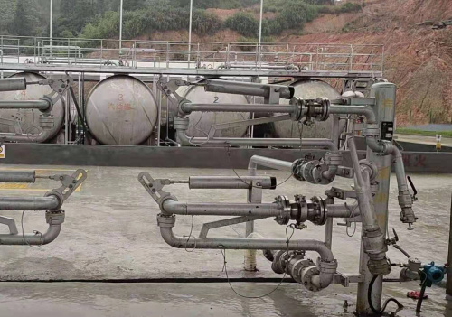 裝卸臂鋼絲繩緊急拉斷閥應(yīng)用實例