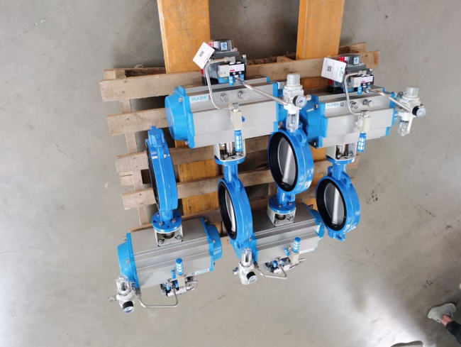 軟密封氣動蝶閥